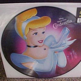 Had a few requests for photos of the beautiful brand new release Disney picture disc soundtrack LPs….here they are! (different photo on each side).