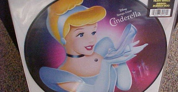 Had a few requests for photos of the beautiful brand new release Disney picture disc soundtrack LPs….here they are! (different photo on each side).