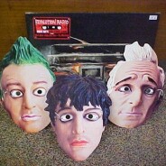 Purchase the brand new GREEN DAY “Revolution Radio” LP, and solve your Halloween costume dilemma at the same time!