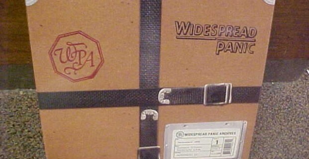 DON`T PANIC!! Widespread Panic “Live in Carbondale, IL (12/1/00)” is FINALLY here!! 6-LP box set.